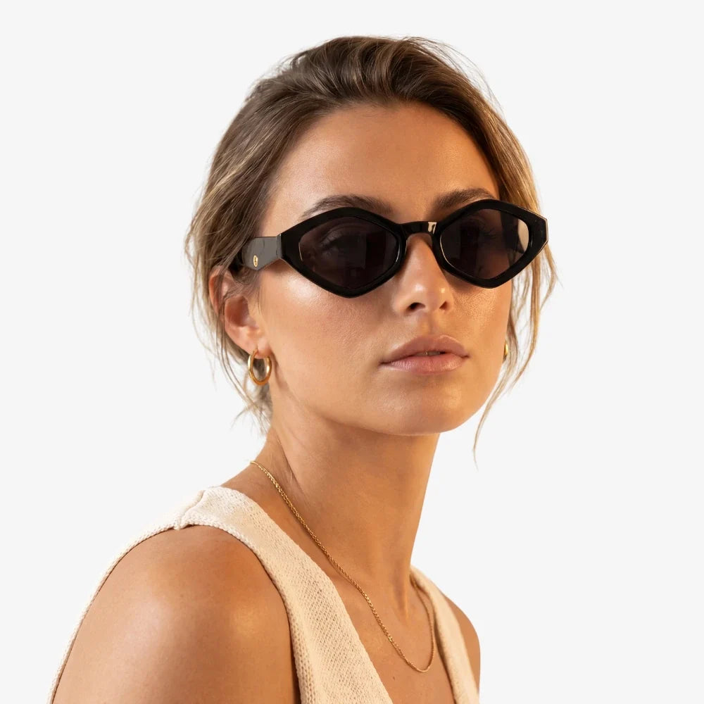 Lumière Vintage Cat Eye Sunglasses