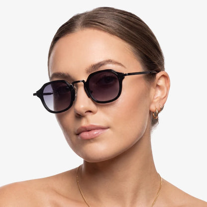 Solène Retro Square Sunglasses